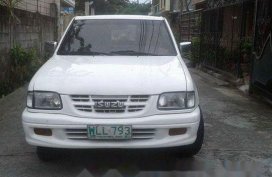 2000 Isuzu Fuego LS