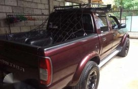 Nissan Frontier AT 4x4