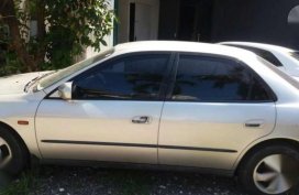 Honda accord vti 2000