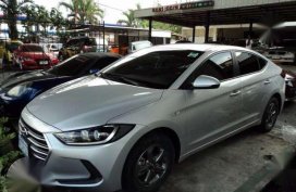 2016 Hyundai Elantra 1.6 GL M.T.