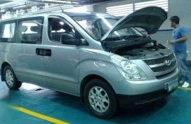 Hyundai Grand Starex 2012 van manual For sale