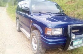 Isuzu Trooper Bighorn 4x4 Blue MT 