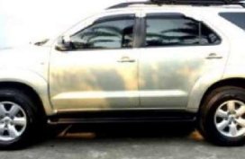 fortuner g diesel 2011