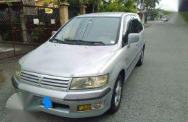 Mitsubishi Chariot Grandis 1998 AT 