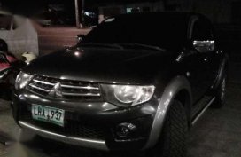 Mitsubishi Strada 4x4 GLS-V Black 