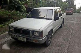 1998 Mitsubishi L200 Pick-up White MT
