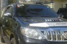 2014 Toyota Fortuner 4x4 AT Black