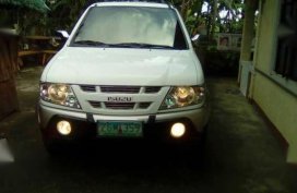 Isuzu Crosswind XUV Automatic White 