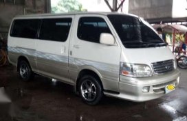 Toyota Super Grandia 2003 DIESEL