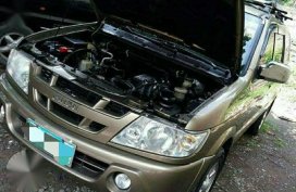 2006 Isuzu Crosswind XT