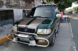 For sale Toyota Revo 2001