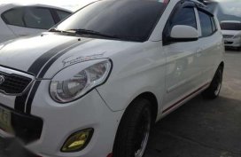 Kia Picanto 2011 White MT For Sale