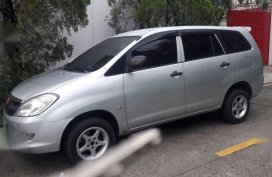 For sale Toyota Innova 2006 J gas 
