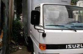 Izuzu Elf Close Van 14ft White For Sale