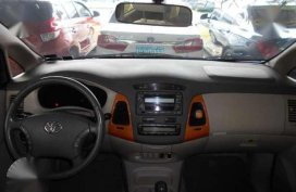 Toyota Innova 2.0L 2011