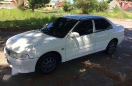 Mitsubishi Lancer Glxi 2000 Model
