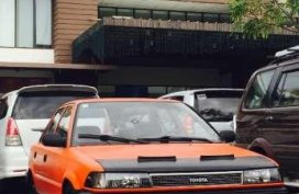 Toyota Corolla 1989 Orange MT 