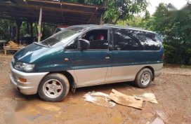 Mitsubishi Spacegear 1998 Green MT