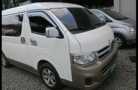 2014 Toyota Hiace GL Grandia 3.0 MT | Monotone
