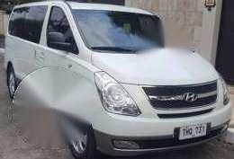 Hyundai Grand Starex 2008 White AT 