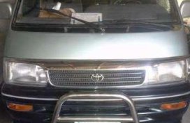 Toyota Hi-ace super custom