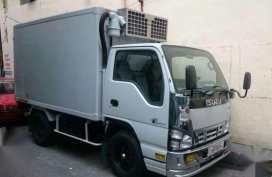 Isuzu Ref Van 2017 Silver For Sale