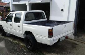 isuzu TFR fuego pickup