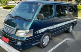 Toyota Hi Ace super Grandia 1999