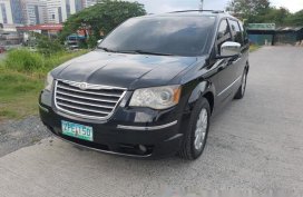2008 Chrysler town and co ...
