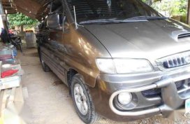 Hyundai Starex
