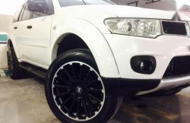 2010 Mitsubishi Montero Sport Gls AT White
