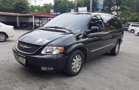 Chrysler Town and Country 2003