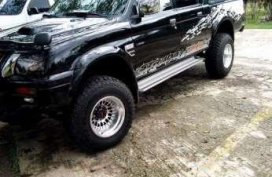 Mitsubishi Strada Endeavor 2002 Black MT 