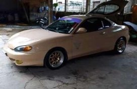 hyundai tiburon coupe