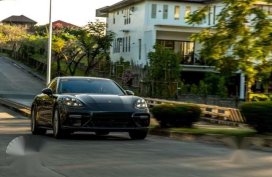 2017 Porsche Panamera Turbo