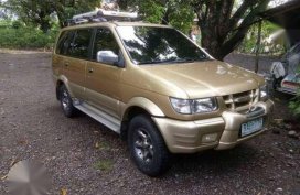 Isuzu Crosswind XUVi MT 2004 Golden 
