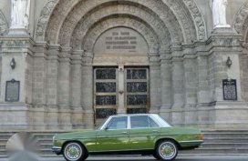 Mercedes benz W115 1976 200