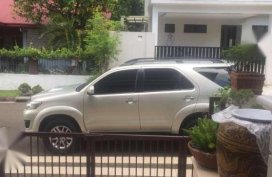 Toyota Fortuner 2013 4x4 V