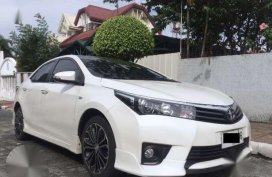 2015 Toyota Corolla Altis 2.0V - Pearl White (Top of the Line)
