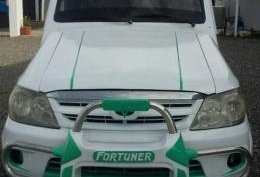 Toyota Fortuner Van Type 2008 White MT 