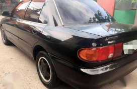 mitsubishi lancer glxi