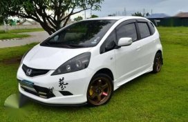 2009 Honda Jazz GE 1.3 White MT For Sale