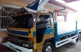 Isuzu elf giga 16ft NPR 4hf1