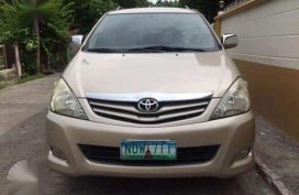 Toyoya innova e