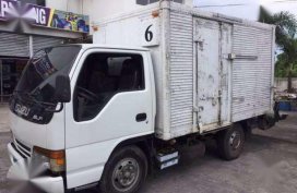 Isuzu 10Ft Aluminum Closed Van with Power Lifter for sale