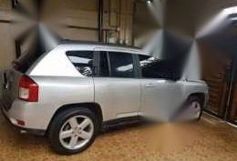 Jeep Compass 2011 well kept for rush sale