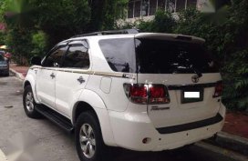 Toyota Fortuner V 3.0 4x4 Top of the Line for sale