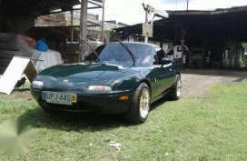 Mazda Miata MX5 1997 LOCAL vs benz bmw z3 z4 porsche sports car 2 door