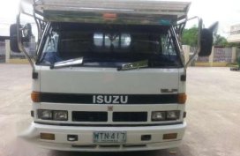 Isuzu elf npr 4be1