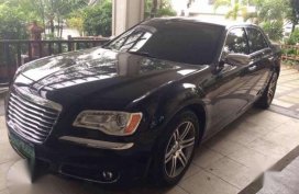2012 Chrysler 300c V6 AT Black For Sale